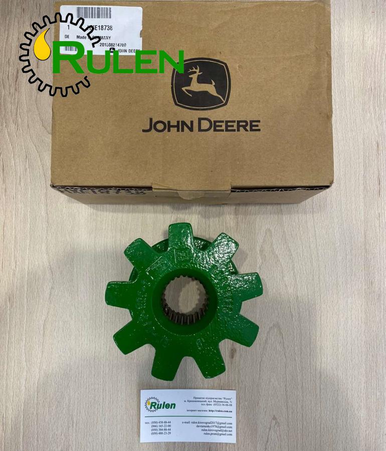 маточина натяжного шківа HXE18738 (Z12161) (John Deere, Original)